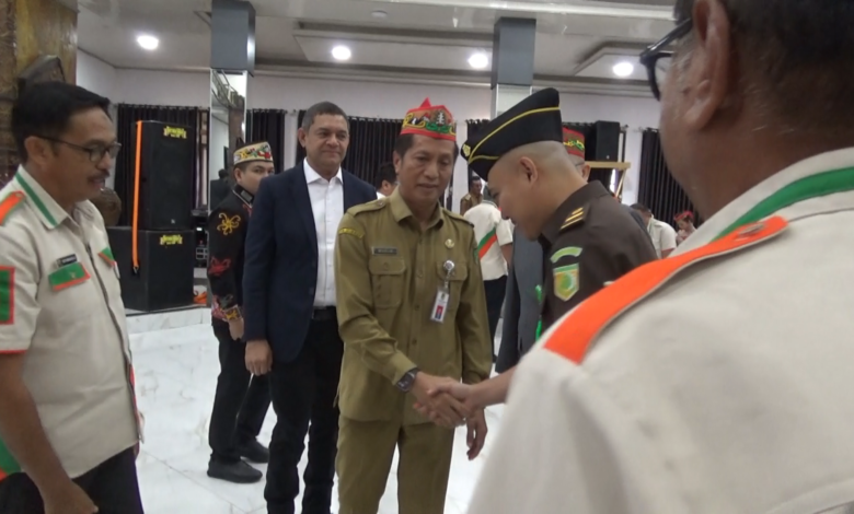 Sekda Dorong Peningkatan Kapasitas Masyarakat Adat untuk Bersaing di Dunia Usaha Sekda Dorong Peningkatan Kapasitas Masyarakat Adat untuk Bersaing di Dunia Usaha