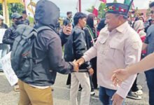 Ketua DPRD Kapuas Temui Mahasiswa: Aspirasi Akan Diteruskan ke Pusat