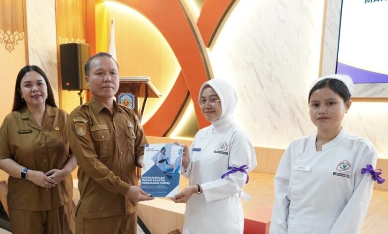 Mahasiswa Akbid Murung Raya Menjalani Praktik di RSUD Puruk Cahu