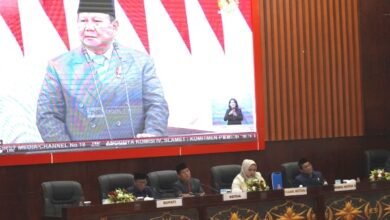 Bupati Heriyus dan Legislatif Dengarkan Pidato Kenegaraan Prabowo