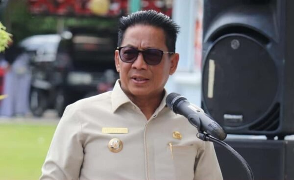 Bupati Heriyus Resmi Lepas Kontingen Catur ke Kejurprov Kalteng di Palangka Raya Bupati Heriyus Resmi Lepas Kontingen Catur ke Kejurprov Kalteng di Palangka Raya