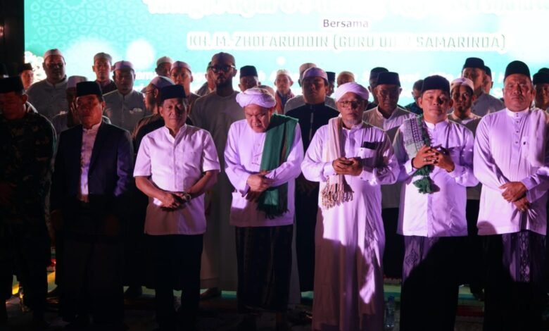 Tabligh Akbar & Murung Raya Bersholawat Bersama Guru Udin Samarinda Tabligh Akbar & Murung Raya Bersholawat Bersama Guru Udin Samarinda
