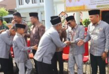 Targetkan Prestasi Terbaik, Heriyus Lepas 120 Kafilah Murung Raya ke MTQH Kalteng Targetkan Prestasi Terbaik, Heriyus Lepas 120 Kafilah Murung Raya ke MTQH Kalteng