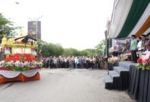 Bupati Heriyus Motivasi Kafilah Murung Raya di Pawai Taaruf MTQH Kalteng Bupati Heriyus Motivasi Kafilah Murung Raya di Pawai Taaruf MTQH Kalteng