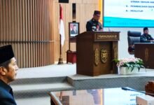 Bupati Barito Utara Jawab Fraksi Soal Raperda APBD 2026