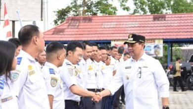Shalahuddin Sidak Apel Dishub, Tegaskan Disiplin Waktu Kunci Pelayanan Publik