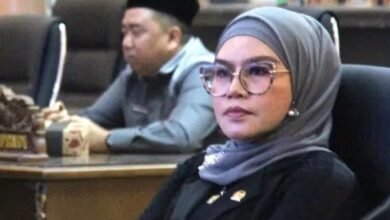 ​F-KIR DPRD Barito Utara Desak Pemkab Beri Penjelasan Konkret Penerapan Prinsip Transparansi di Raperda APBD 2026 ​F-KIR DPRD Barito Utara Desak Pemkab Beri Penjelasan Konkret Penerapan Prinsip Transparansi di Raperda APBD 2026