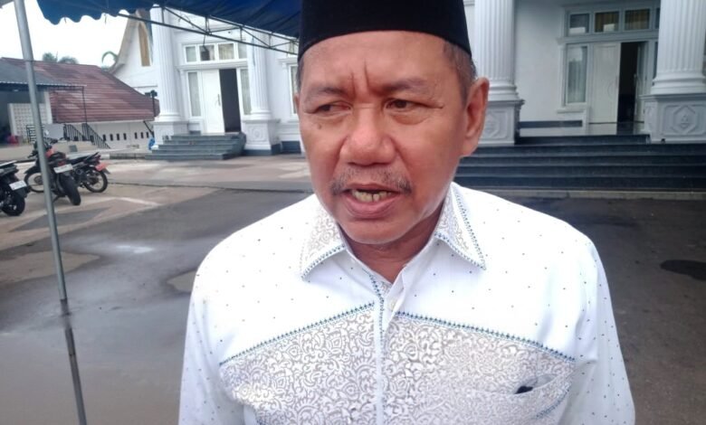 ASN Barito Utara Makin Religius, H. Al Hadi Apresiasi Kebijakan Salat Fardu Jam Kerja