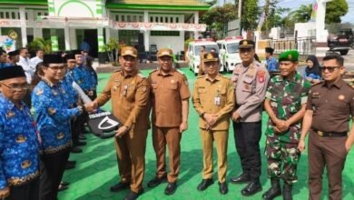 Pemkab Barito Utara Distribusikan 3 Ambulans dan 20 Motor Nakes di HKN Pemkab Barito Utara Distribusikan 3 Ambulans dan 20 Motor Nakes di HKN