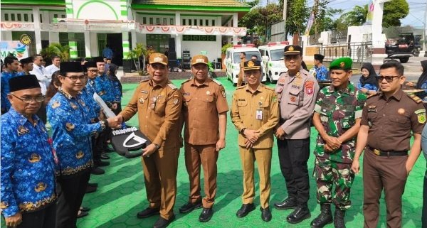 Pemkab Barito Utara Distribusikan 3 Ambulans dan 20 Motor Nakes di HKN