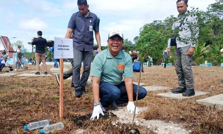 Galakkan ‘One Man One Tree,’ Barito Utara Buktikan Komitmen Jaga Bumi