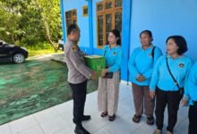 Polres Gunung Mas Salurkan Bantuan Sosial kepada Relawan SPPG Kemala Presisi