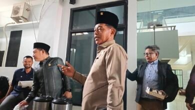H. Tajeri Ingatkan ASN Soal Efisiensi APBD Rp1, 3 T dan Nilai Berakhlak H. Tajeri Ingatkan ASN Soal Efisiensi APBD Rp1, 3 T dan Nilai Berakhlak