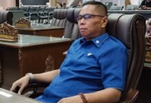 Dorong Ekonomi Daerah, Dewan Ajak Masyarakat Bangga Gunakan Anyaman Rotan Lokal