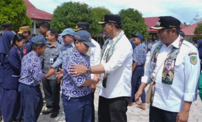 Lawan Blank Spot, SMP 1 Benangin Kini Terhubung Internet Satelit Starlink