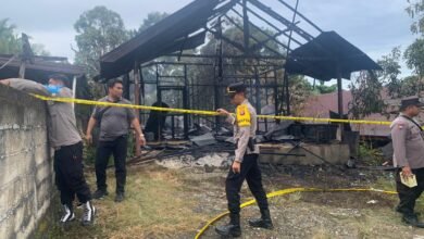Respons Cepat Call Center 110, Polres Gunung Mas Sigap Tangani Kebakaran Rumah di Kurun