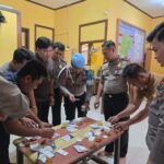 Polsek Kahut Gelar Tes Urine Mendadak, Seluruh Personel Negatif Narkoba
