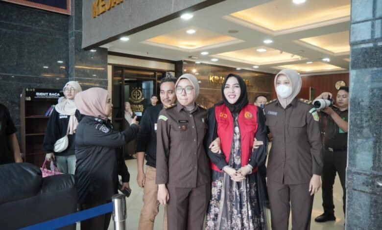 Kejati Sulsel Jebloskan ‘Ratu Skincare’ Mira Hayati ke Lapas