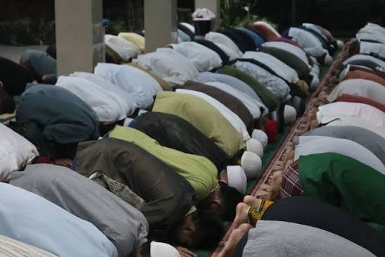 Tidak Shalat Tarawih, Apakah Puasa Ramadhan Tetap Sah dan Diterima? Ini Penjelasannya Tidak Shalat Tarawih, Apakah Puasa Ramadhan Tetap Sah dan Diterima? Ini Penjelasannya