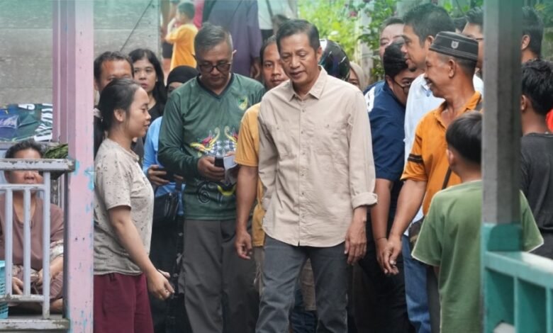 Pemkab Barito Utara Bantu Korban Kebakaran Pemkab Barito Utara Bantu Korban Kebakaran