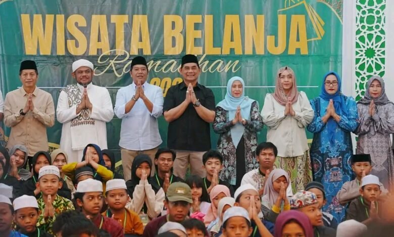 Bupati Shalahuddin Ajak 819 Anak Yatim Wisata Belanja Ramadhan