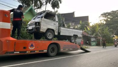 Detik-detik Evakuasi Mobil Tenggelam di Sungai Barito, Begini Proses Evakuasinya