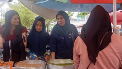Manisnya Cuan di Balik Pasar Wadai Shirathal Mustaqim Muara Teweh