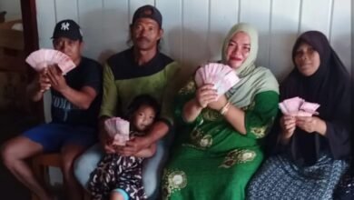 Salut! Warga Desa Kondang Kobar Terima THR Rp3 Juta, Netizen: Desa Ini Patut Jadi Contoh