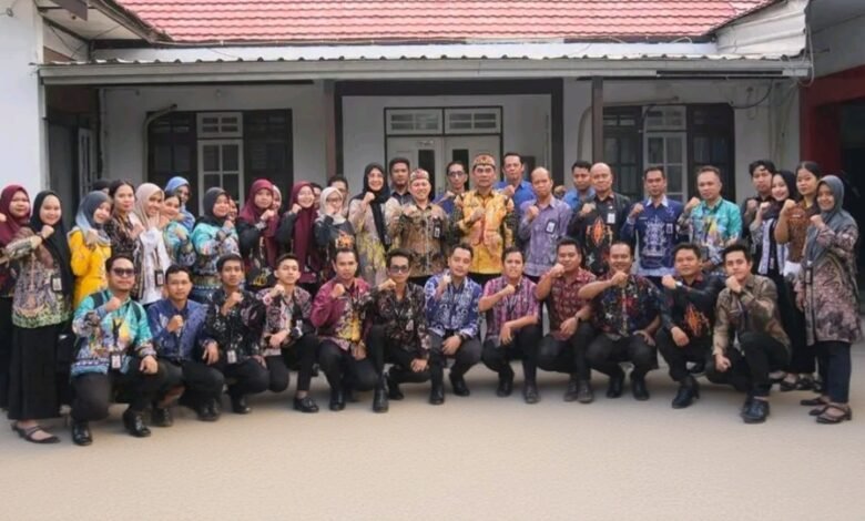 Jangan Alergi Disiplin, Kita Butuh Superteam