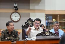 Komisi III DPR RI Desak Kasus Penyiraman Air Keras Andrie Yunus Diusut Tuntas