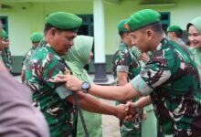 Dandim 1013/Mtw Pimpin Kenaikan Pangkat Prajurit Kodim