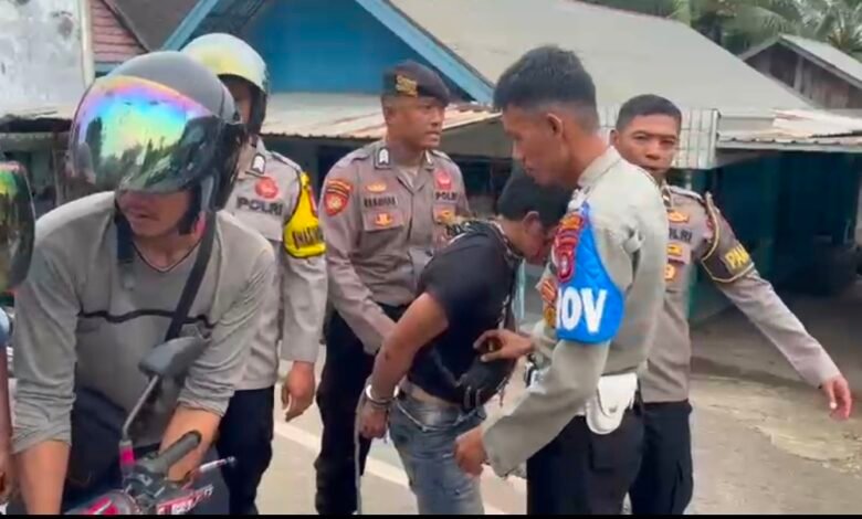 Curi HP Milik Sepupu, Pria di Barito Utara Ini Jadi Bulan-bulanan Warga