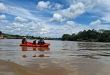 Kronologi Anggota Polri dan ABK Tewas Tenggelam di Sungai Barito. Ini Penjelasan SAR Palangka Raya Kronologi Anggota Polri dan ABK Tewas Tenggelam di Sungai Barito. Ini Penjelasan SAR Palangka Raya
