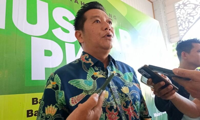 Meski Jalani Pengobatan, Bupati Shalahuddin Tetap Pantau Kondisi Daerah
