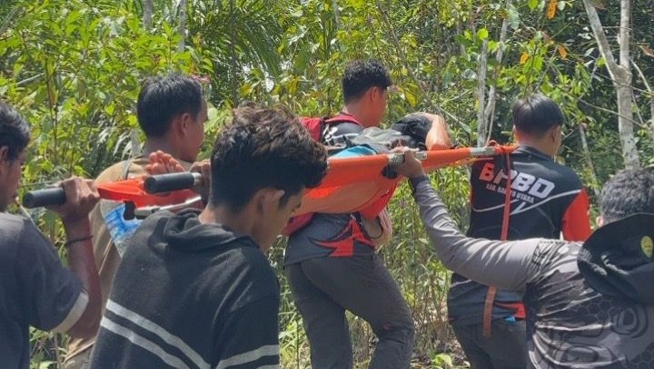 Alhamdulillah! Nenek Hilang di Hutan Ditemukan Selamat, Sempat “Kucing-kucingan” di Area Pencarian?