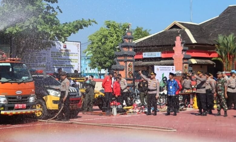 Pastikan Alat Siap Tempur, Kapolres Barito Utara Cek Sarpras Karhutla