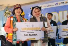 SMK Maharati Luluskan 79 Siswa, PAMA Perkuat Pendidikan di Kapuas