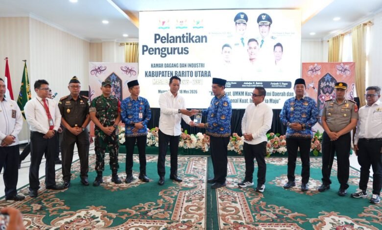 KADIN Barito Utara 2026-2031 Dilantik, Bupati Minta Produk Lokal Mampu Bersaing Luas KADIN Barito Utara 2026-2031 Dilantik, Bupati Minta Produk Lokal Mampu Bersaing Luas