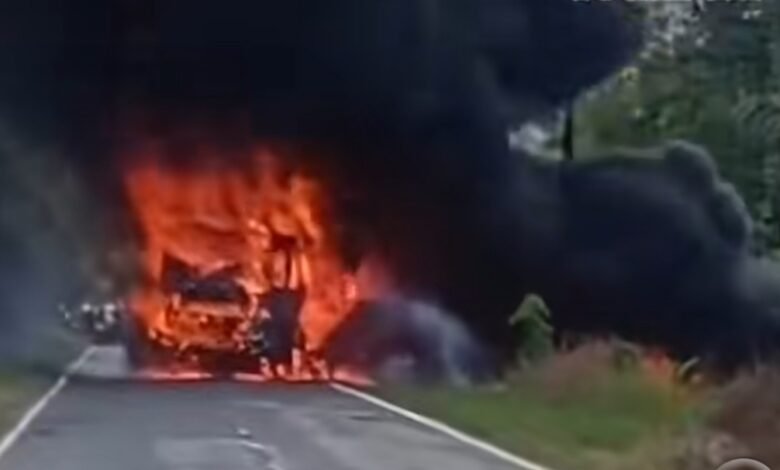 Bus vs Truk Tangki BBM di Sumsel Adu Kambing, 16 Tewas Terbakar