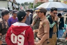 Satpol PP Barito Utara Sosialisasikan Larangan Berjualan di Trotoar
