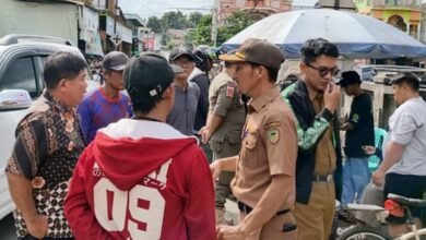 Satpol PP Barito Utara Sosialisasikan Larangan Berjualan di Trotoar