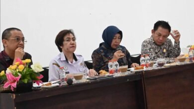 DPRD Barito Utara Pelajari Pembuatan Blok Penggandaan Mata Tempel DPRD Barito Utara Pelajari Pembuatan Blok Penggandaan Mata Tempel