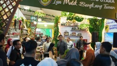 Bupati Shalahuddin Apresiasi Produk Unggulan UMKM Barito Utara Bupati Shalahuddin Apresiasi Produk Unggulan UMKM Barito Utara