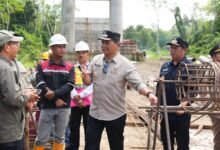 Bupati Shalahuddin Cek Jembatan hingga Layanan Puskesmas di Montallat Bupati Shalahuddin Cek Jembatan hingga Layanan Puskesmas di Montallat