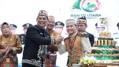 Gubernur Agustiar Sabran Ajak Warga Gotong Royong Bangun Barito Utara Gubernur Agustiar Sabran Ajak Warga Gotong Royong Bangun Barito Utara