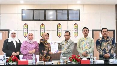 DPRD Barito Utara Gandeng Kemenkumham Kalteng Godok Dua Raperda Inisiatif DPRD Barito Utara Gandeng Kemenkumham Kalteng Godok Dua Raperda Inisiatif