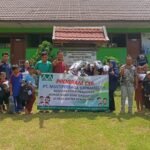 PT MPG Bagikan 114 Paket Perlengkapan Sekolah di Teweh Tengah