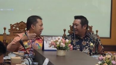 Wabup Felix Dorong Peningkatan Pelayanan Publik Wabup Felix Dorong Peningkatan Pelayanan Publik