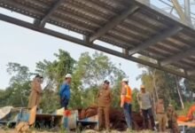 Bupati Shalahuddin Tinjau Proyek Jalan Yetro Sinseng hingga Jembatan Lemo Bupati Shalahuddin Tinjau Proyek Jalan Yetro Sinseng hingga Jembatan Lemo