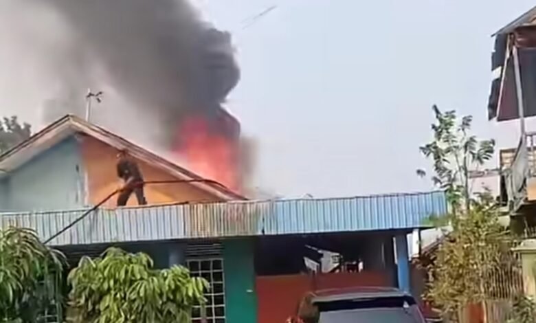 Dugaan Ledakan Tabung Gas Picu Kebakaran Rumah di Barito Utara, Satu Orang Terluka